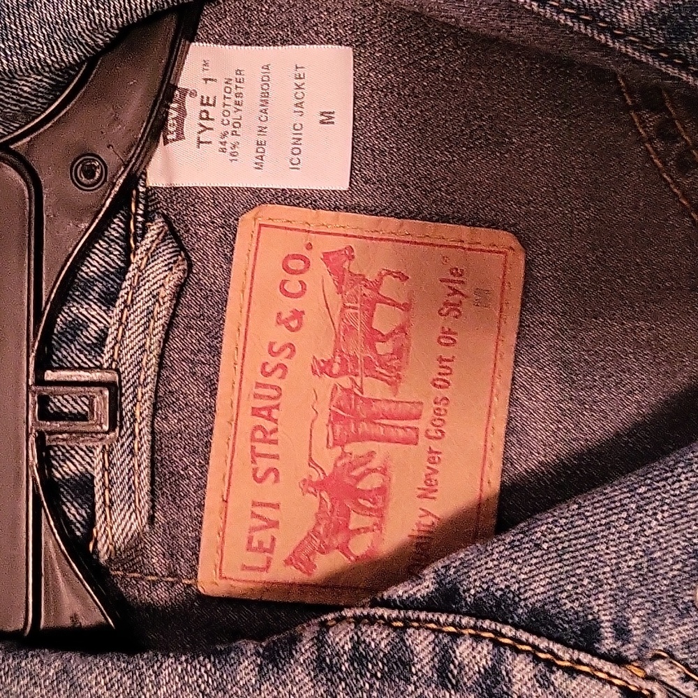Levi jacket - Picture 3 of 6
